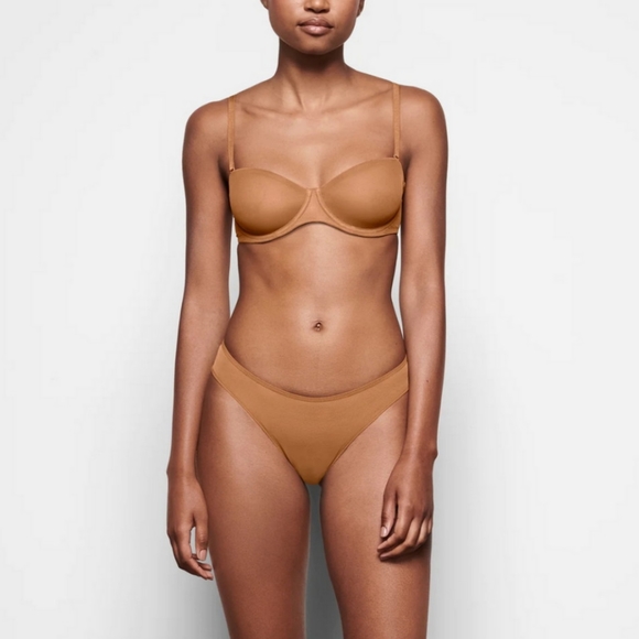 SKIMS Ultra Fine Mesh Strapless Bronce BRA 32DDDD / 34G - Picture 2 of 6